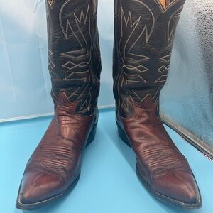Tony Lama men 10 vintage Texas cowboy boots